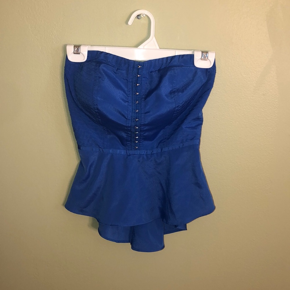 Stunning sleeveless top XS